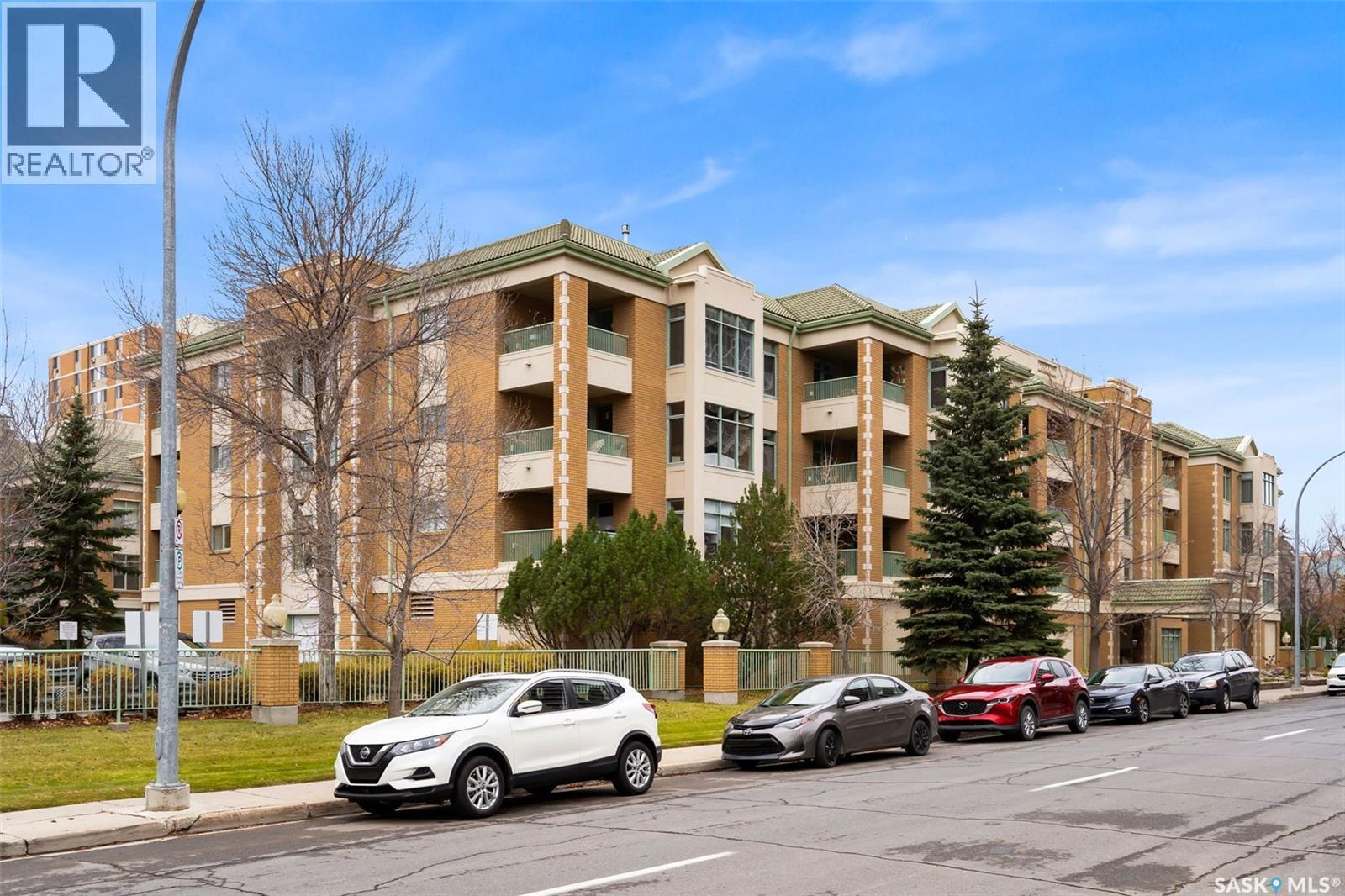 323 2330 Hamilton Street, Regina, SK - Outdoor With Balcony With Facade