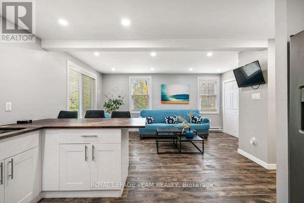 2131 2Nd Concession Road, Augusta, ON - Indoor