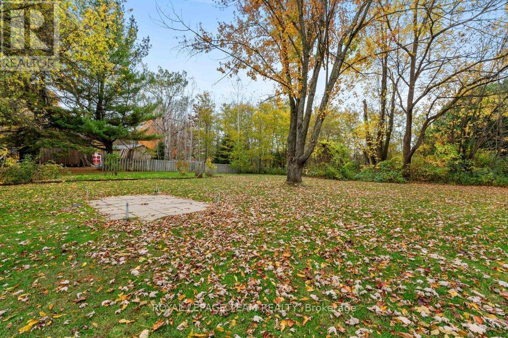 2131 2Nd Concession Road, Augusta, ON - Outdoor