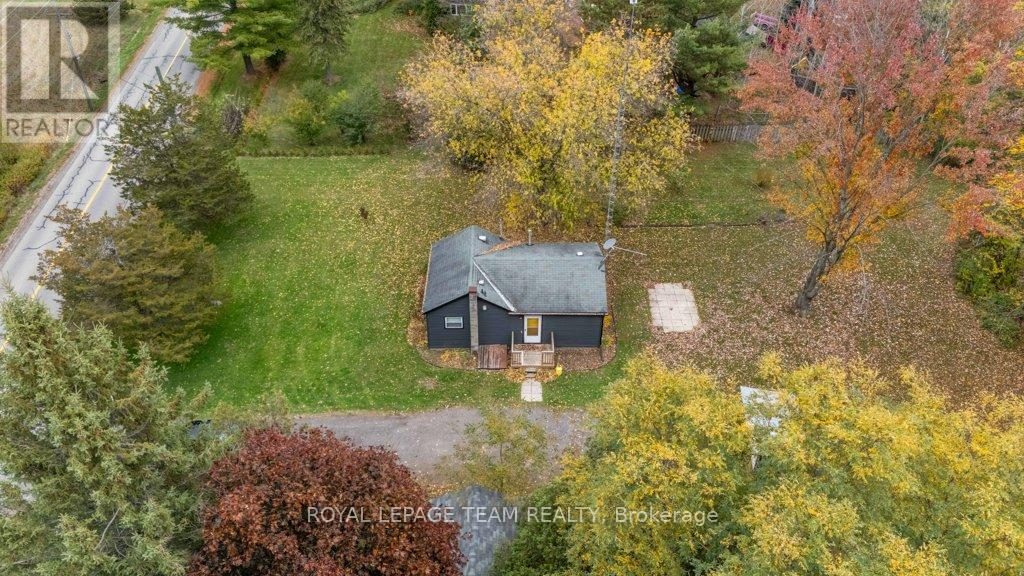 2131 2Nd Concession Road, Augusta, ON - Outdoor