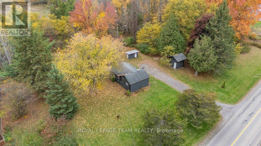 2131 2Nd Concession Road, Augusta, ON - Outdoor With View