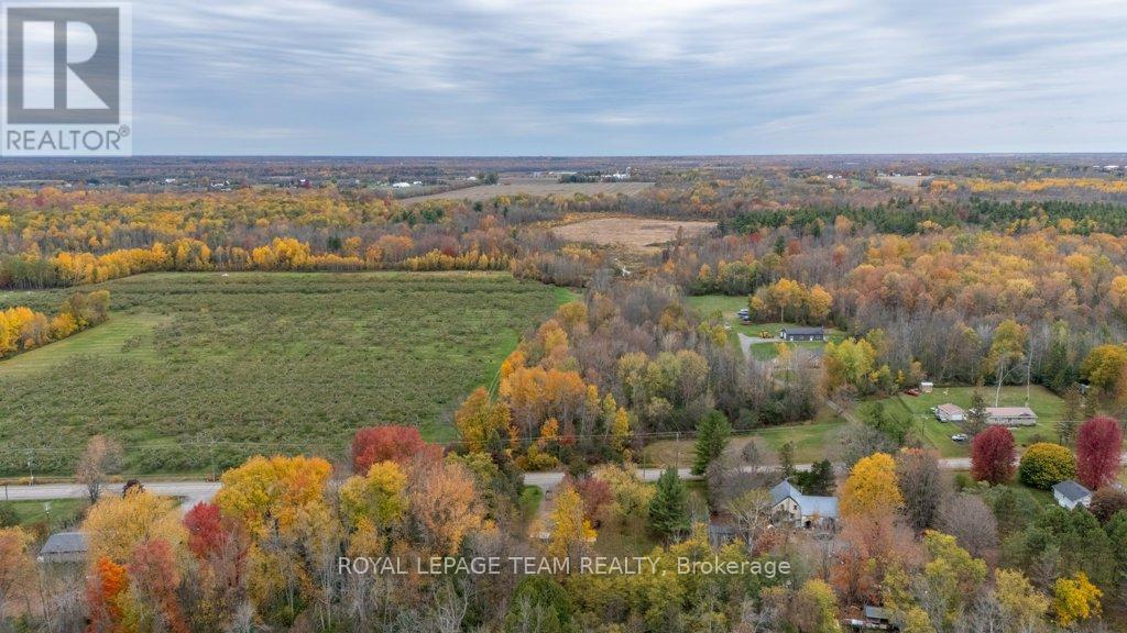 2131 2Nd Concession Road, Augusta, ON - Outdoor With View