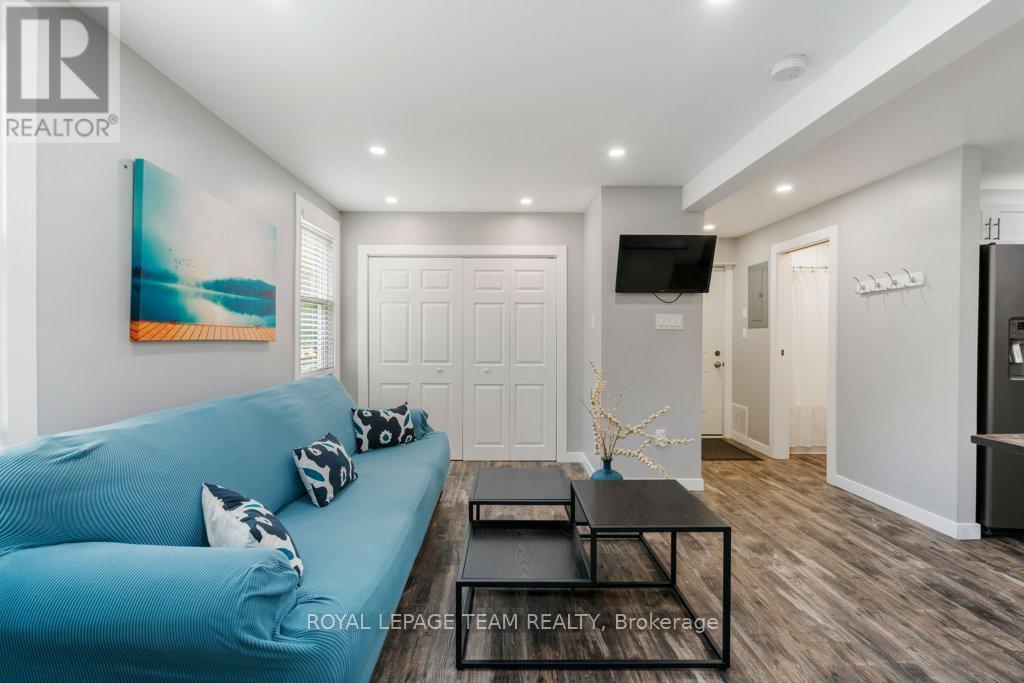 2131 2Nd Concession Road, Augusta, ON - Indoor