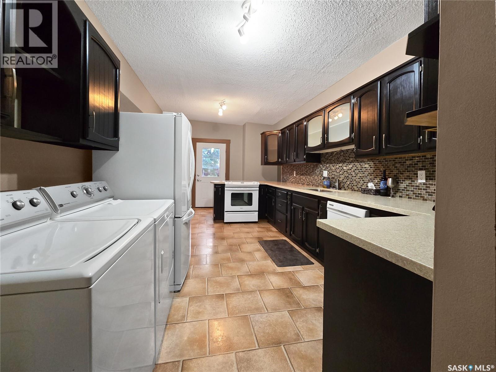 304 Eberts Street, Indian Head, SK - Indoor Photo Showing Laundry Room