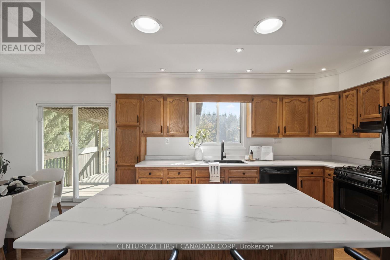 70986 B Line, South Huron (Stephen), ON - Indoor Photo Showing Kitchen