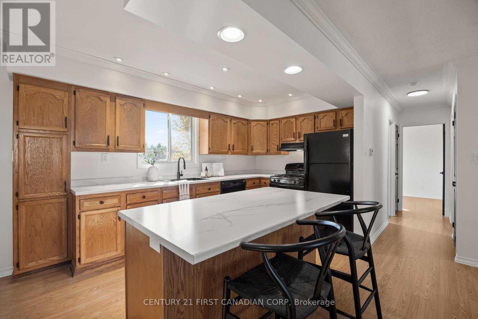70986 B Line, South Huron (Stephen), ON - Indoor Photo Showing Kitchen