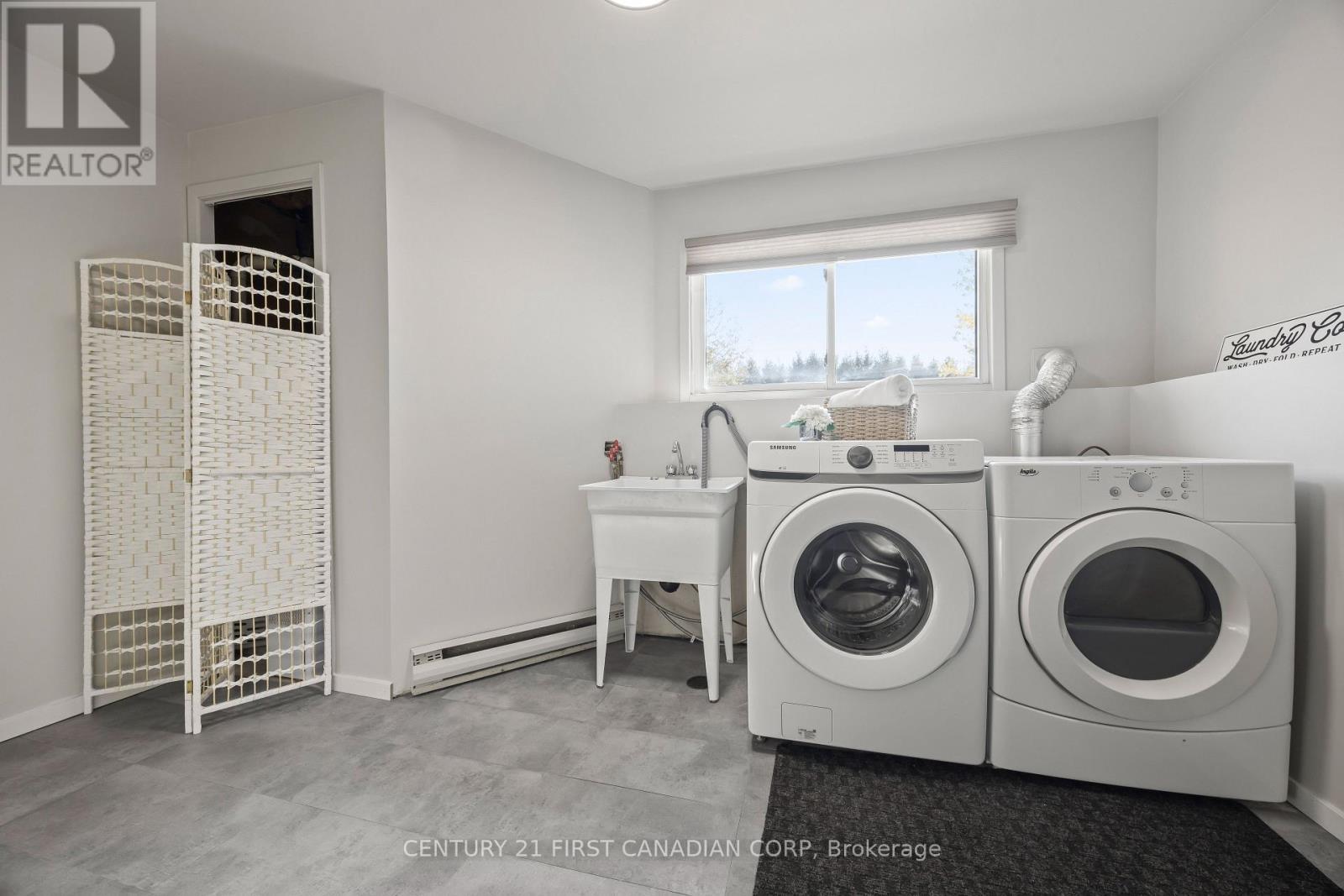 70986 B Line, South Huron (Stephen), ON - Indoor Photo Showing Laundry Room