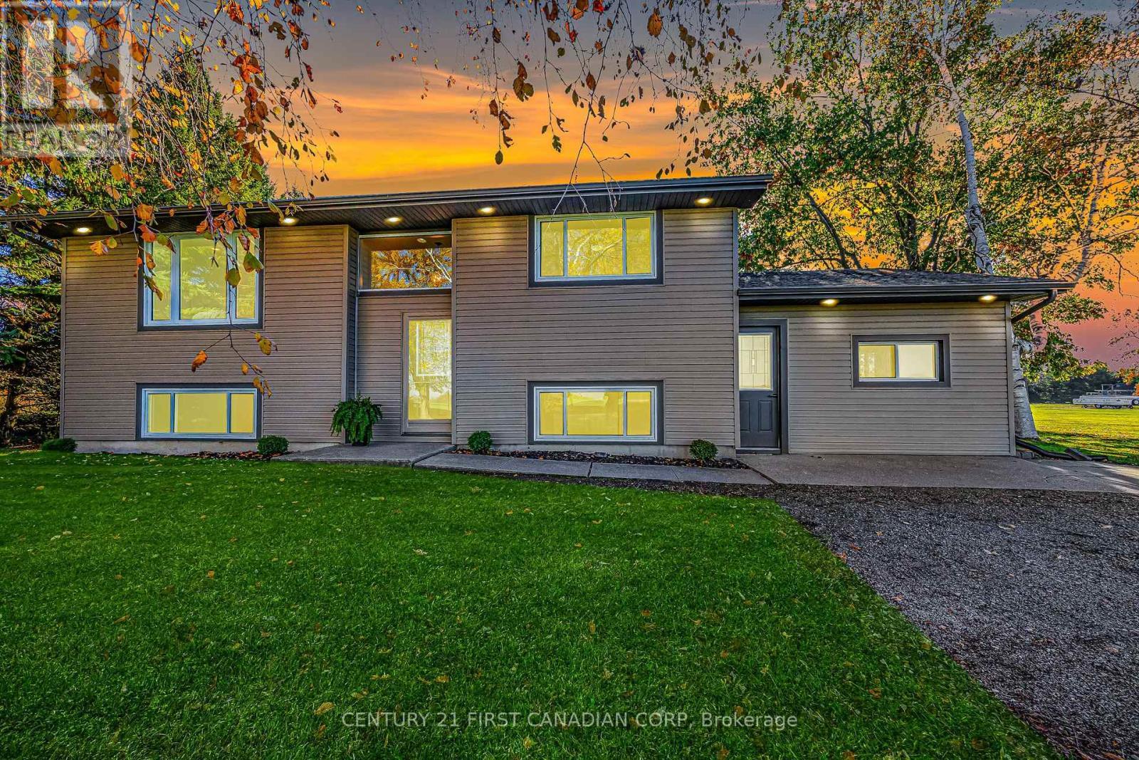 70986 B Line, South Huron (Stephen), ON - Outdoor