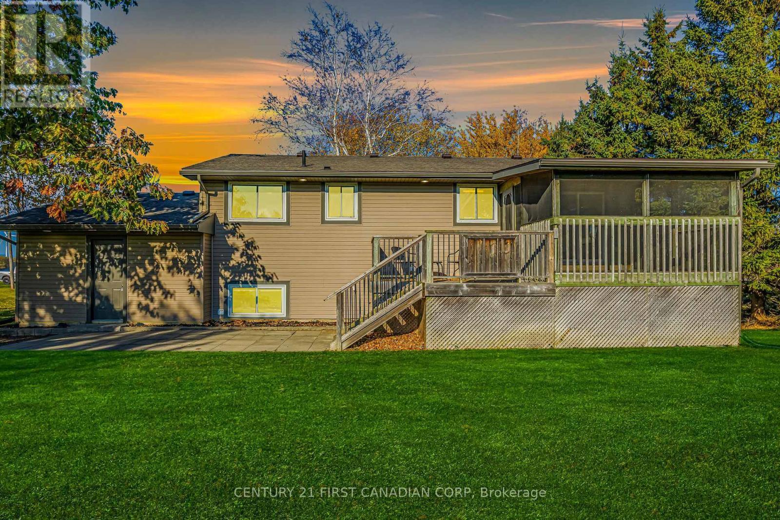 70986 B Line, South Huron (Stephen), ON - Outdoor