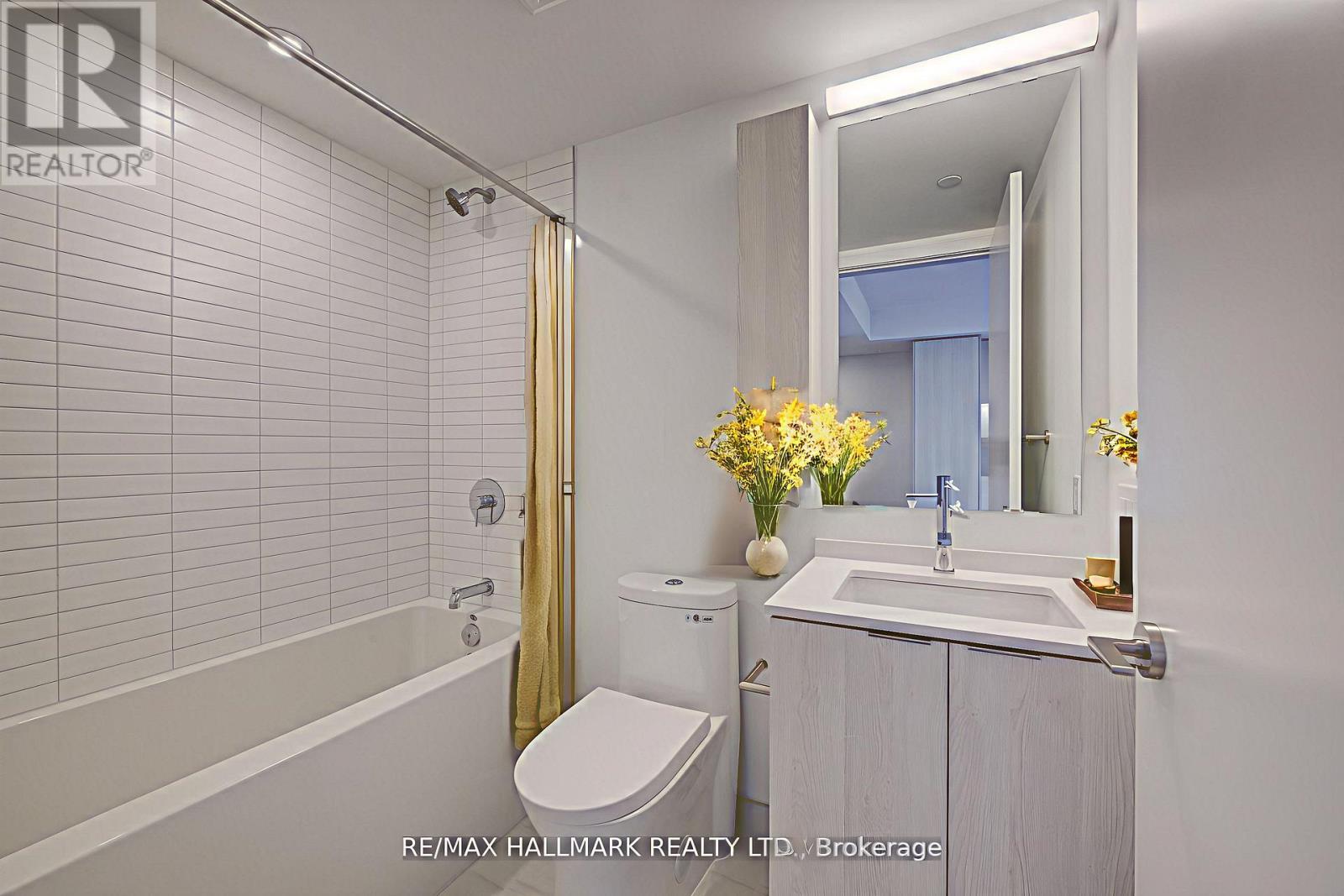 401 - 3009 Novar Road, Mississauga, ON - Indoor Photo Showing Bathroom