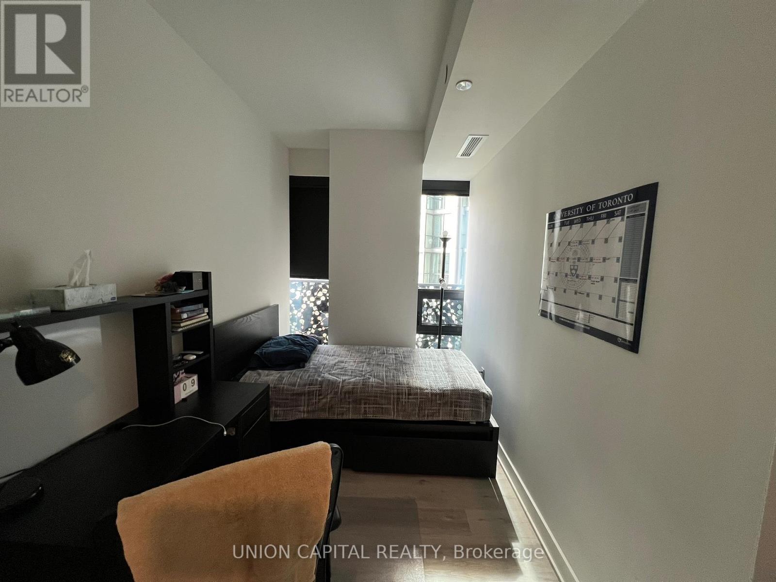 1406 - 55 Charles Street, Toronto, ON - Indoor