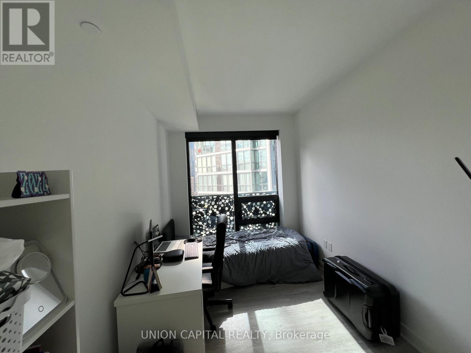 1406 - 55 Charles Street, Toronto, ON - Indoor