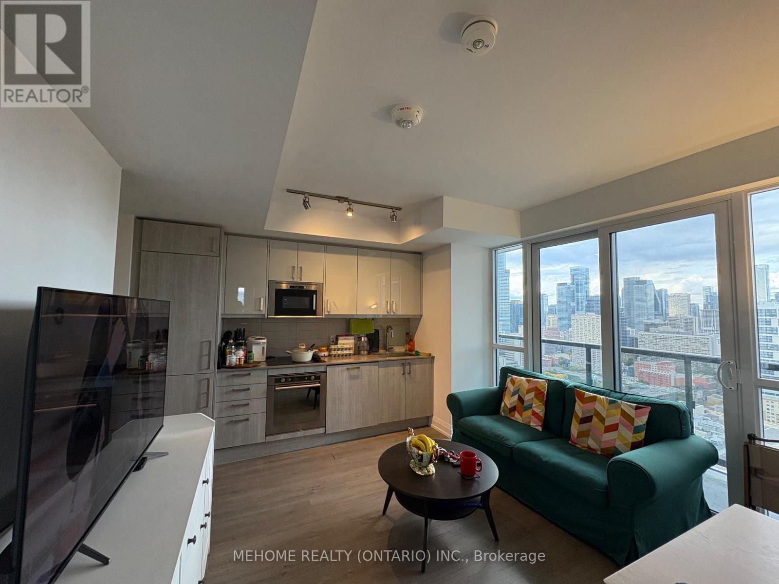 3609 - 77 Mutual Street, Toronto, ON - Indoor