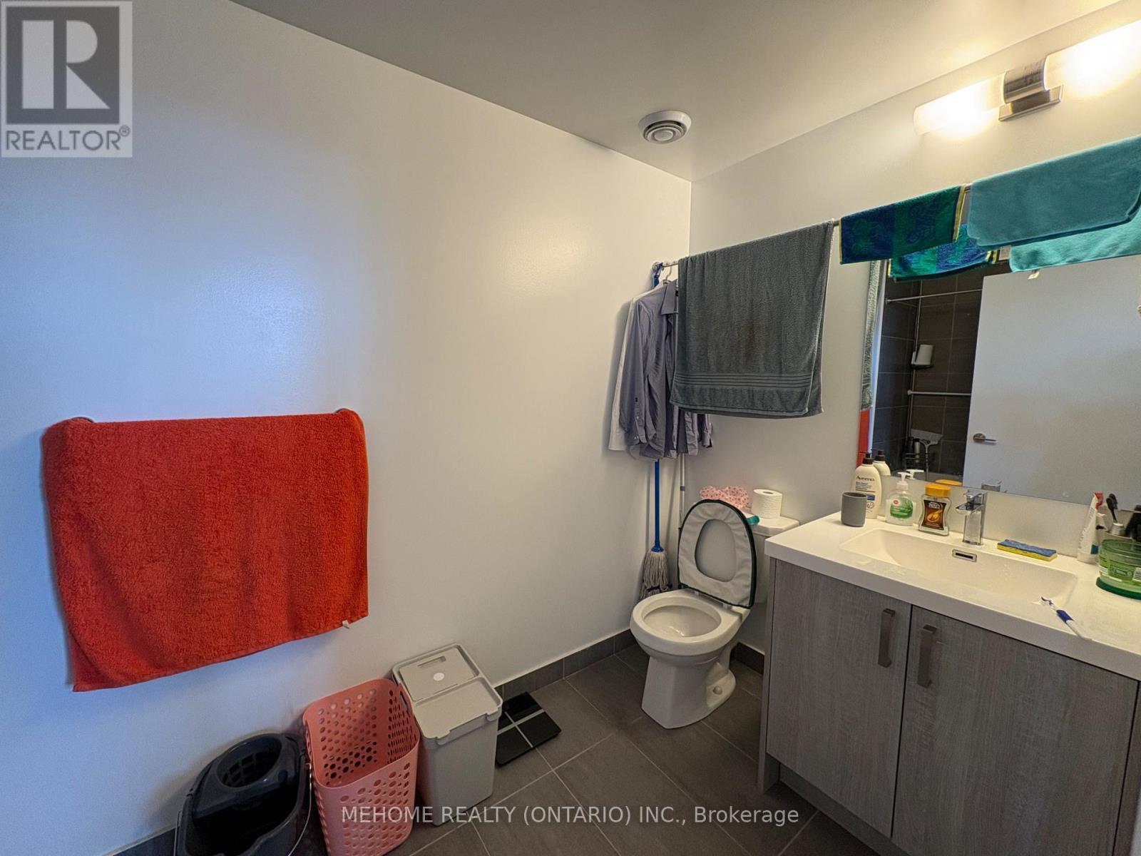 3609 - 77 Mutual Street, Toronto, ON - Indoor Photo Showing Bathroom