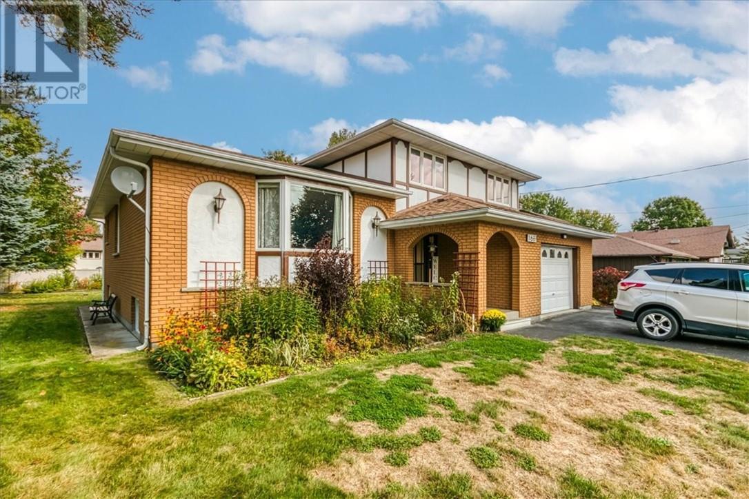 1688 Richard Street, Val Caron, ON - Outdoor