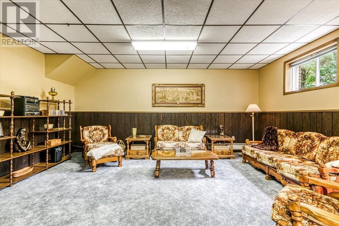 1688 Richard Street, Val Caron, ON - Indoor