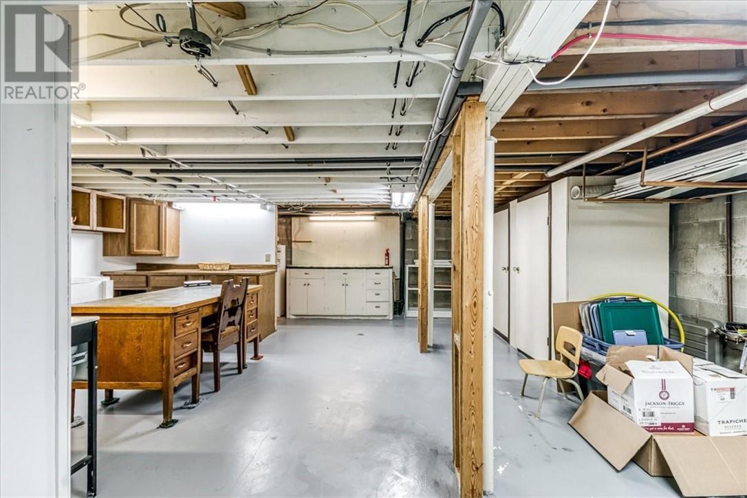 1688 Richard Street, Val Caron, ON - Indoor Photo Showing Garage