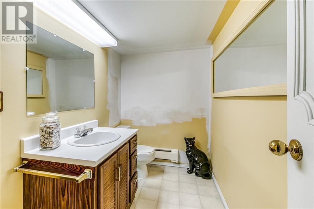 1688 Richard Street, Val Caron, ON - Indoor Photo Showing Bathroom