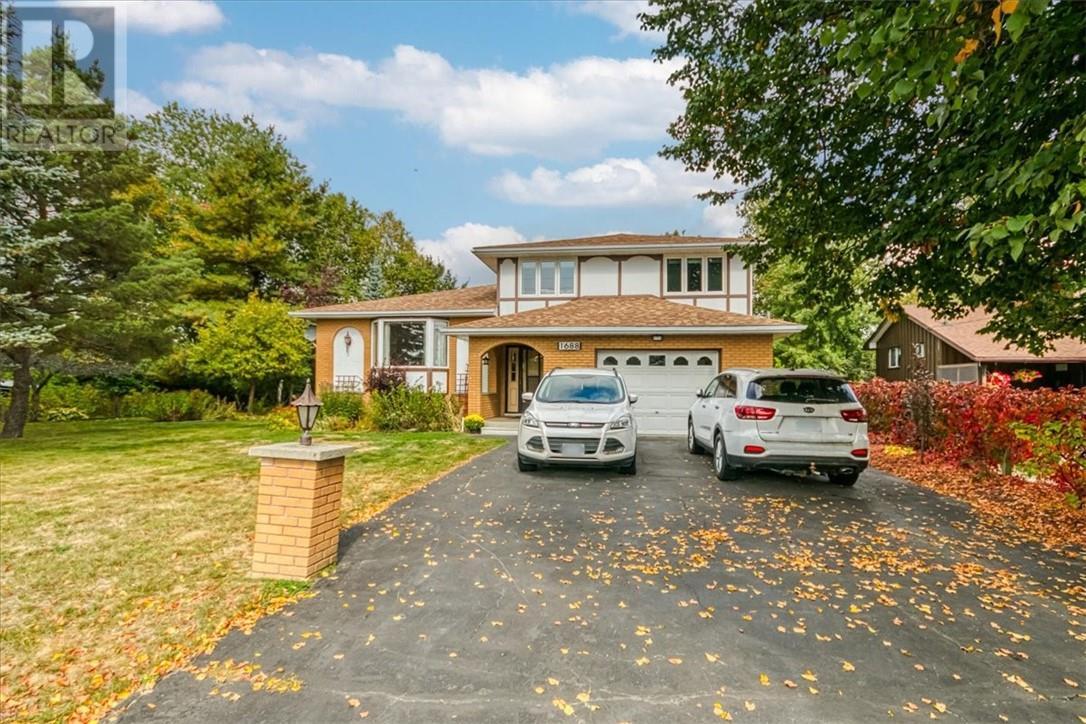 1688 Richard Street, Val Caron, ON - Outdoor