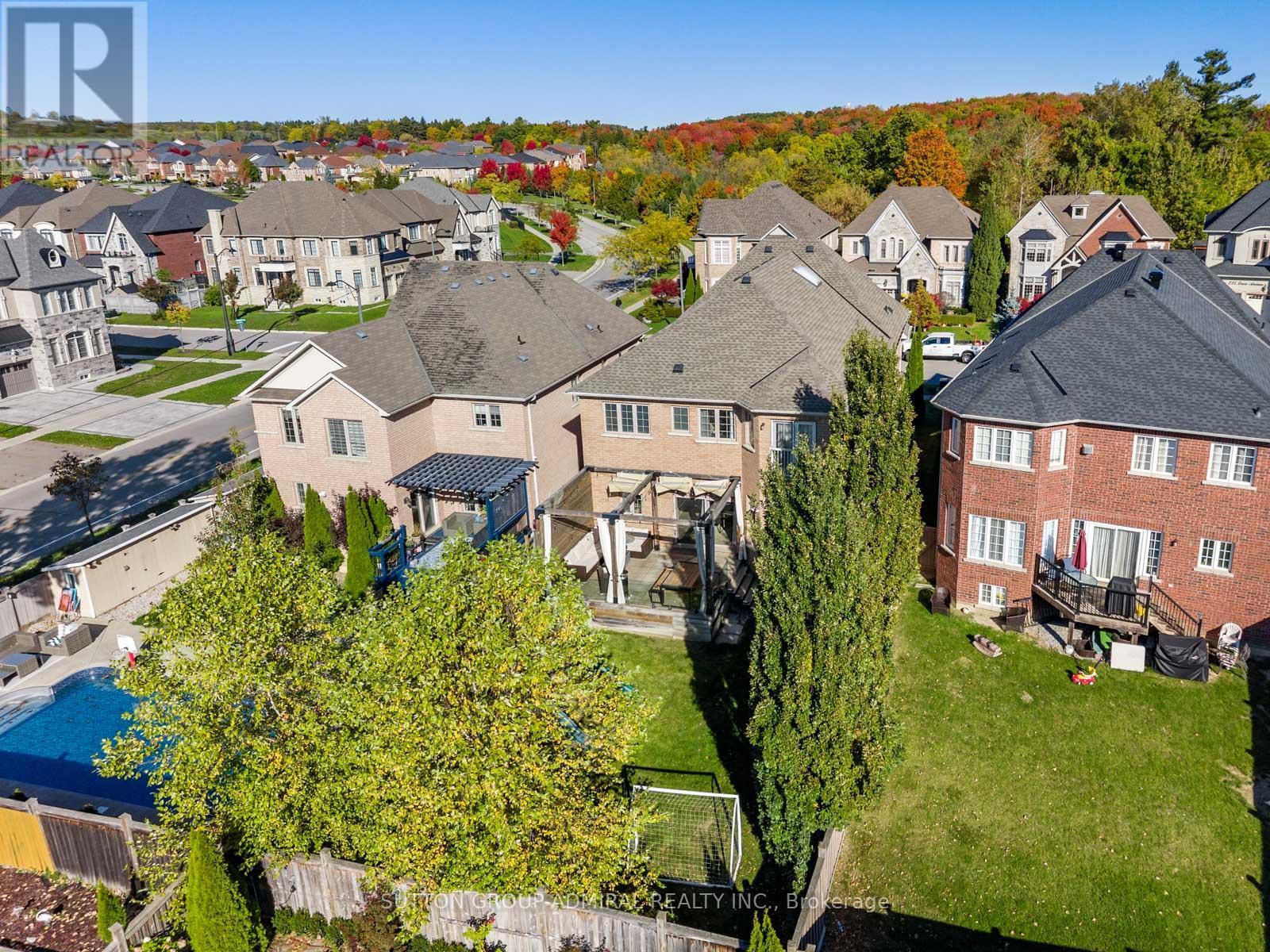 232 Luca Avenue, Vaughan, ON - Outdoor