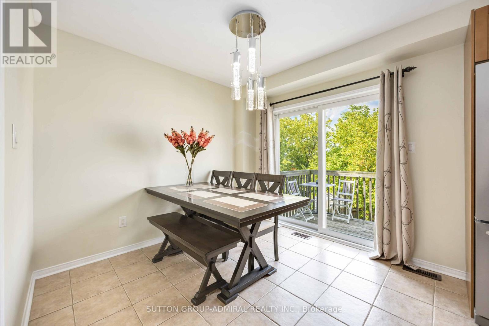 135 Armstrong Crescent, Bradford West Gwillimbury, ON - Indoor Photo Showing Other Room