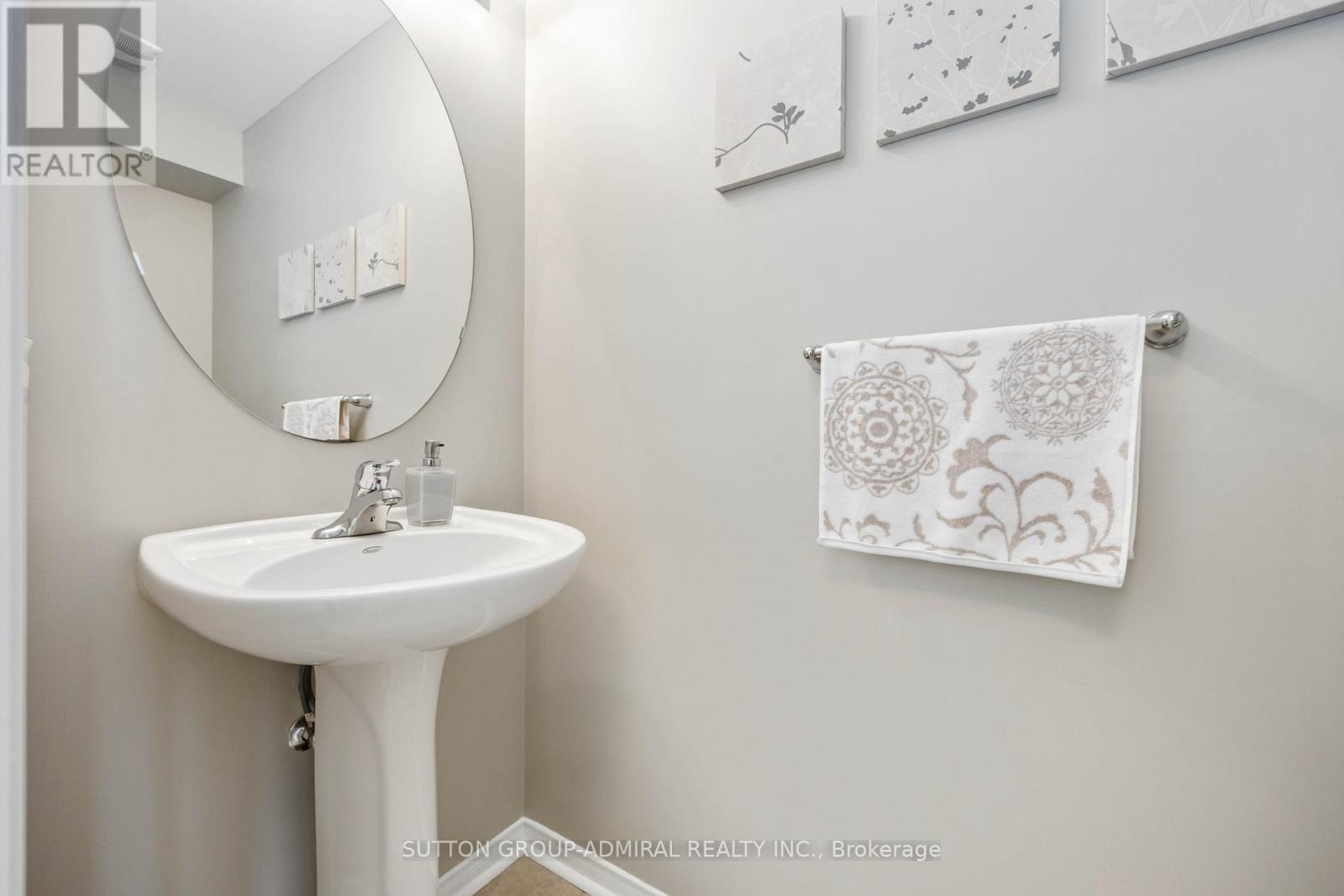 135 Armstrong Crescent, Bradford West Gwillimbury, ON - Indoor Photo Showing Bathroom