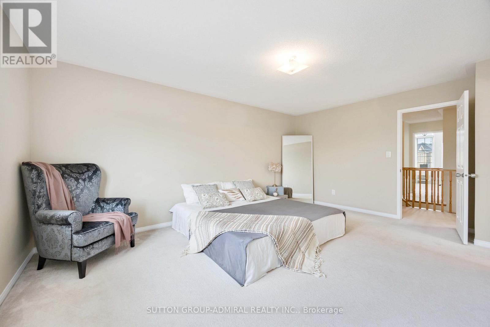 135 Armstrong Crescent, Bradford West Gwillimbury, ON - Indoor Photo Showing Bedroom