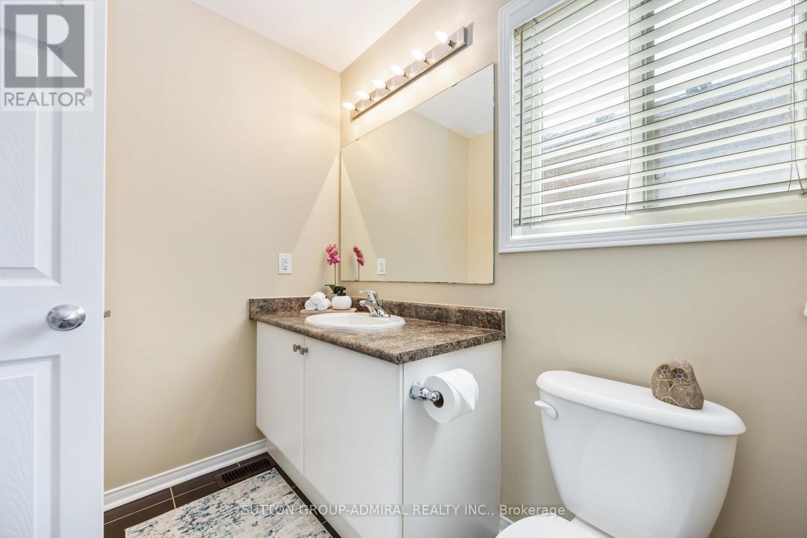 135 Armstrong Crescent, Bradford West Gwillimbury, ON - Indoor Photo Showing Bathroom
