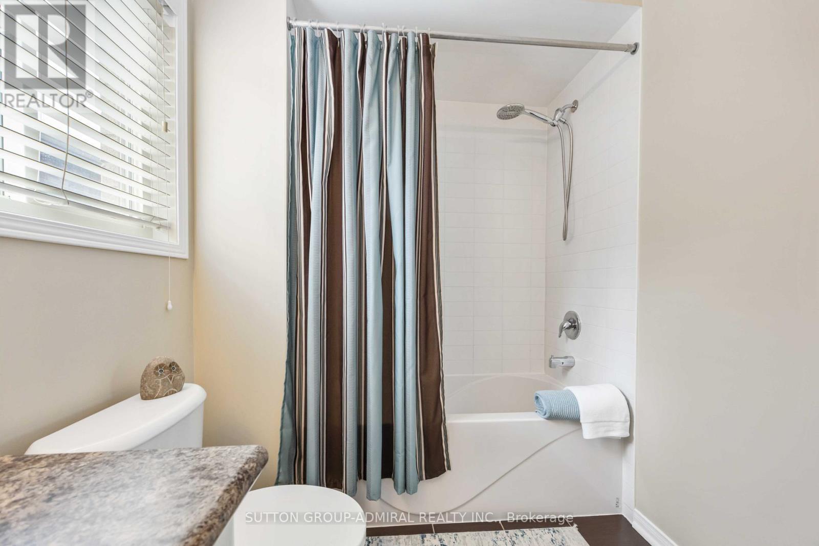 135 Armstrong Crescent, Bradford West Gwillimbury, ON - Indoor Photo Showing Bathroom