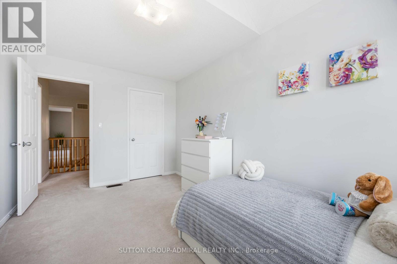135 Armstrong Crescent, Bradford West Gwillimbury, ON - Indoor Photo Showing Bedroom