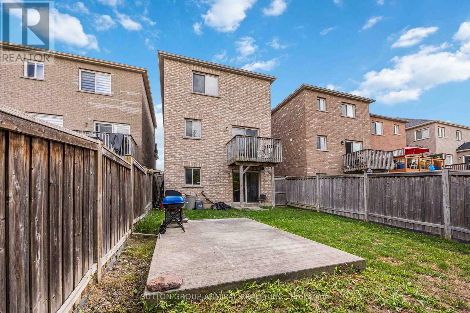 135 Armstrong Crescent, Bradford West Gwillimbury, ON - Outdoor With Exterior