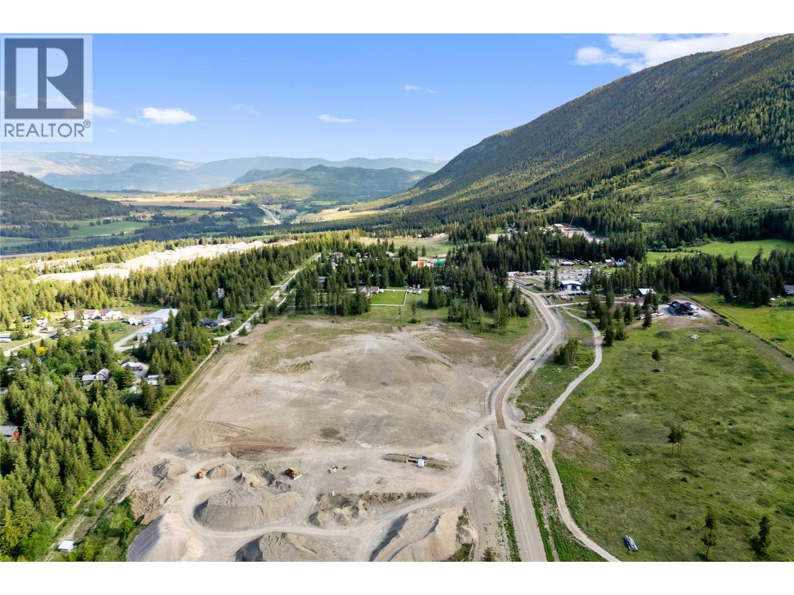 3694 Ford Road, Tappen, BC