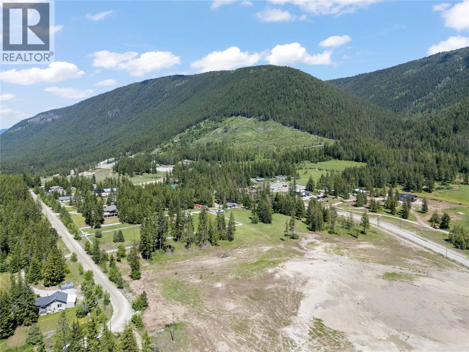 3694 Ford Road, Tappen, BC