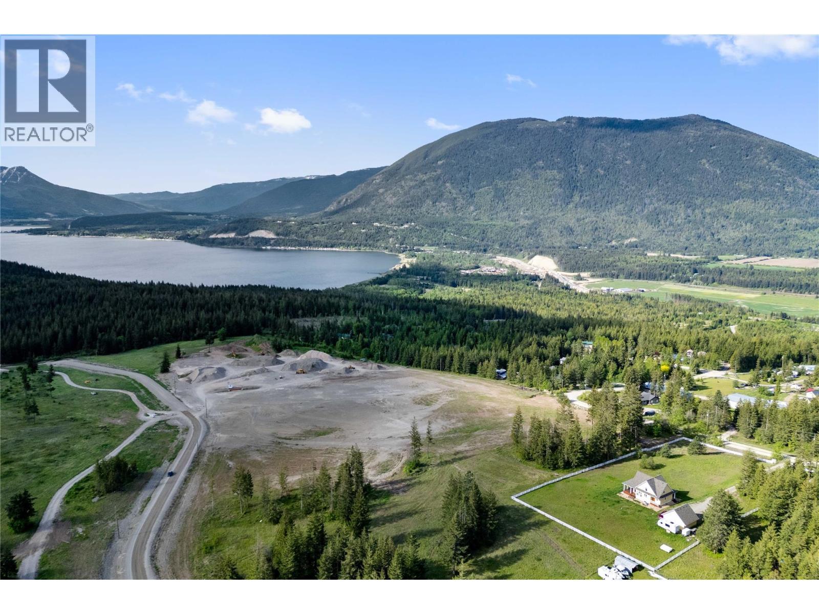 3694 Ford Road, Tappen, BC