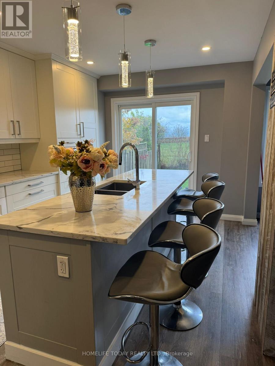13 Prestonway Drive, Clarington, ON - Indoor Photo Showing Kitchen With Double Sink