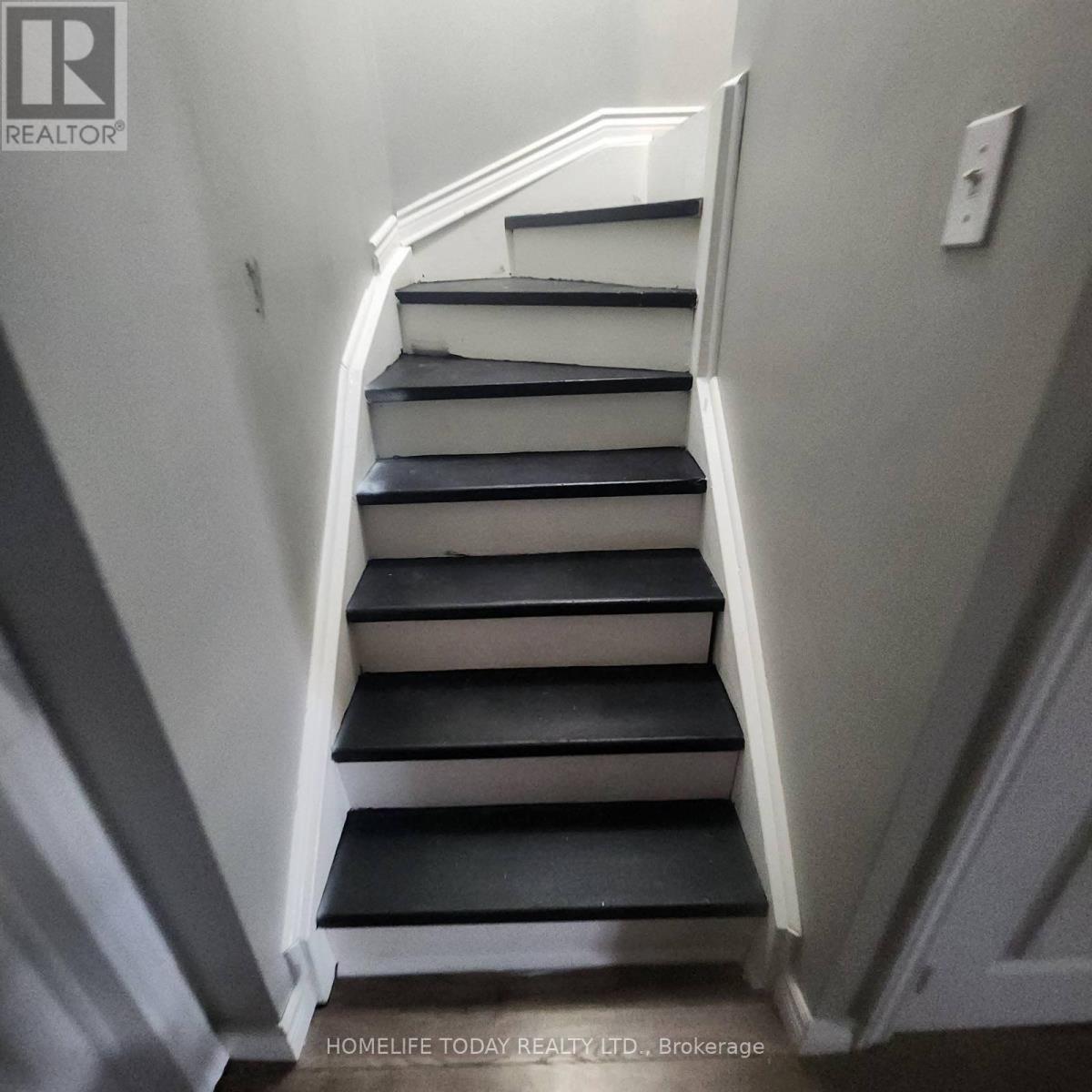 13 Prestonway Drive, Clarington, ON - Indoor Photo Showing Other Room