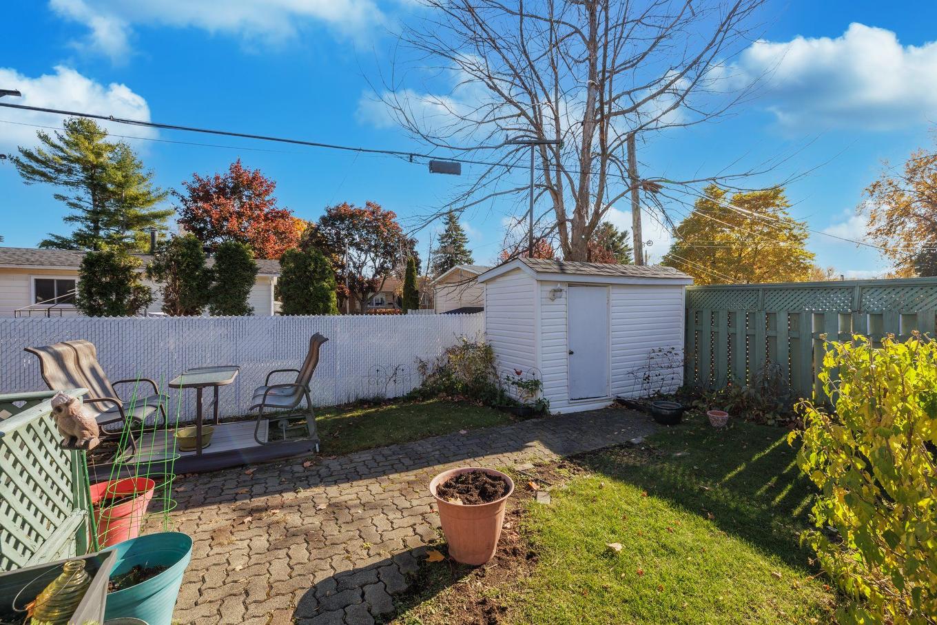 Cour - 257 7E Avenue, L'Île-Perrot, QC - Outdoor