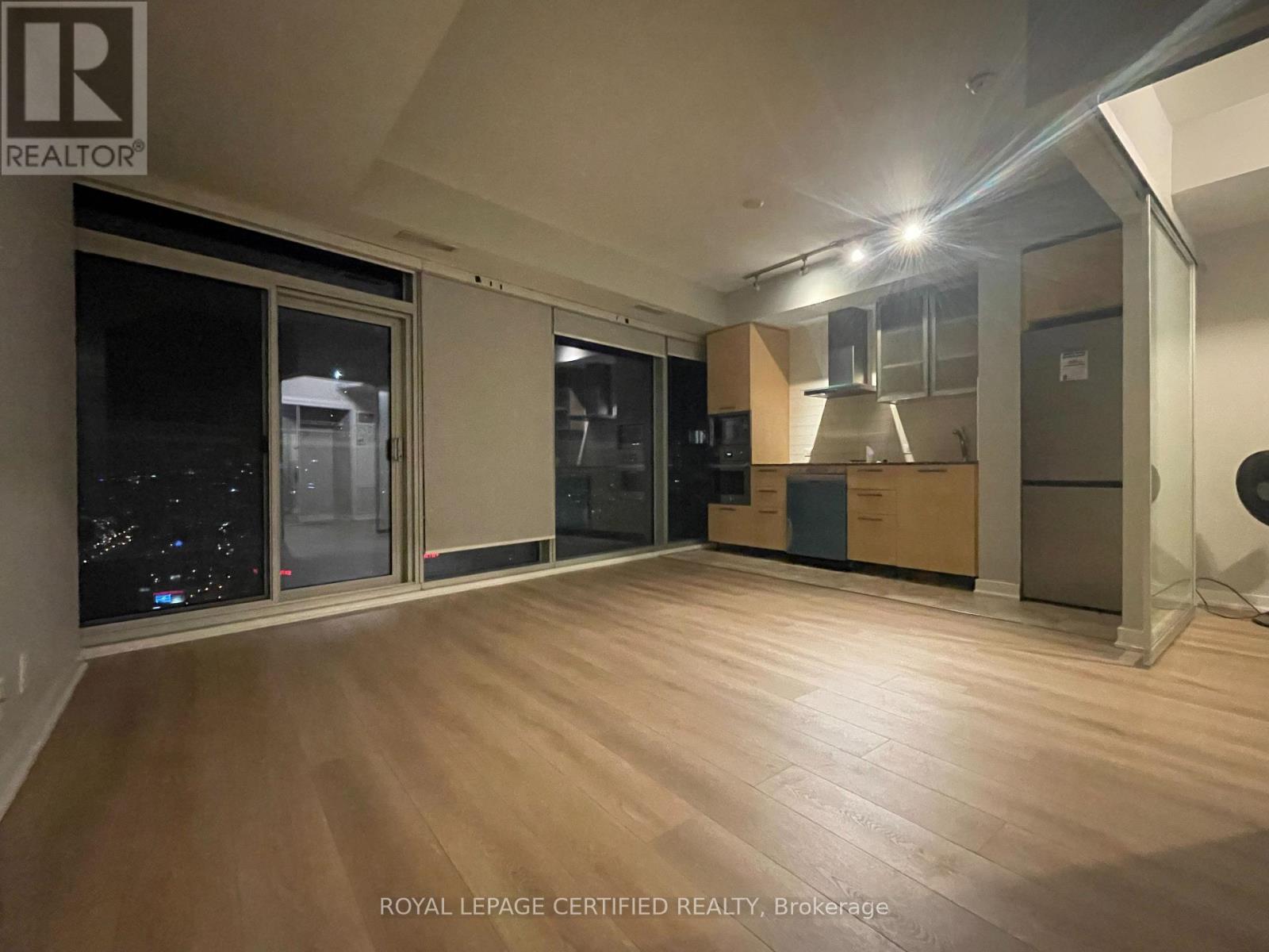 3606 - 14 York Street, Toronto, ON - Indoor Photo Showing Other Room