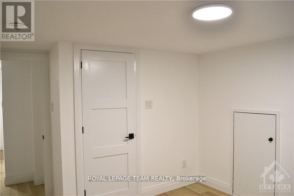 3 - 503 Athlone Avenue, Ottawa, ON