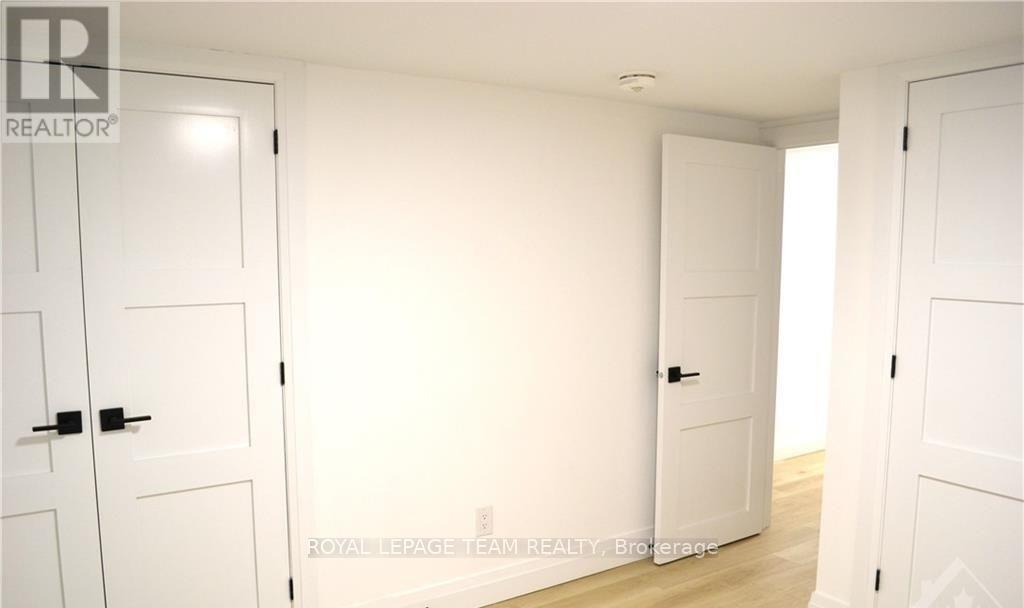 3 - 503 Athlone Avenue, Ottawa, ON