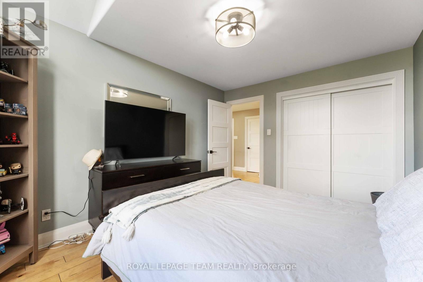 1466 Rhea Place, Ottawa, ON - Indoor Photo Showing Bedroom