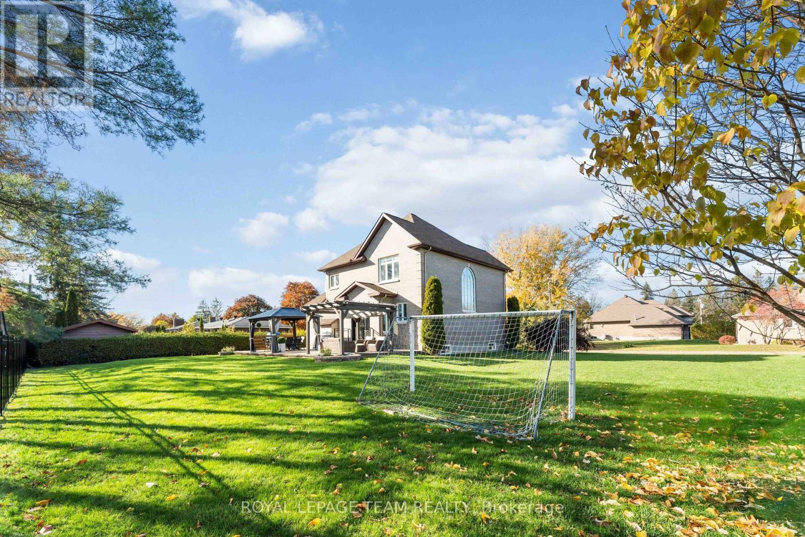 1466 Rhea Place, Ottawa, ON - Outdoor