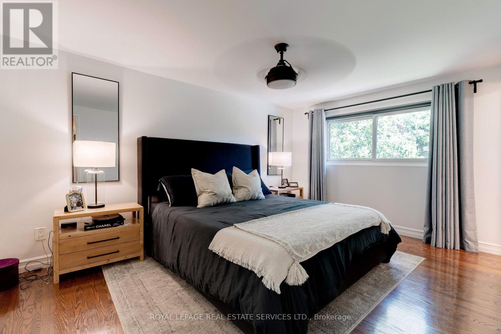 297 Sunset Drive, Oakville, ON - Indoor Photo Showing Bedroom
