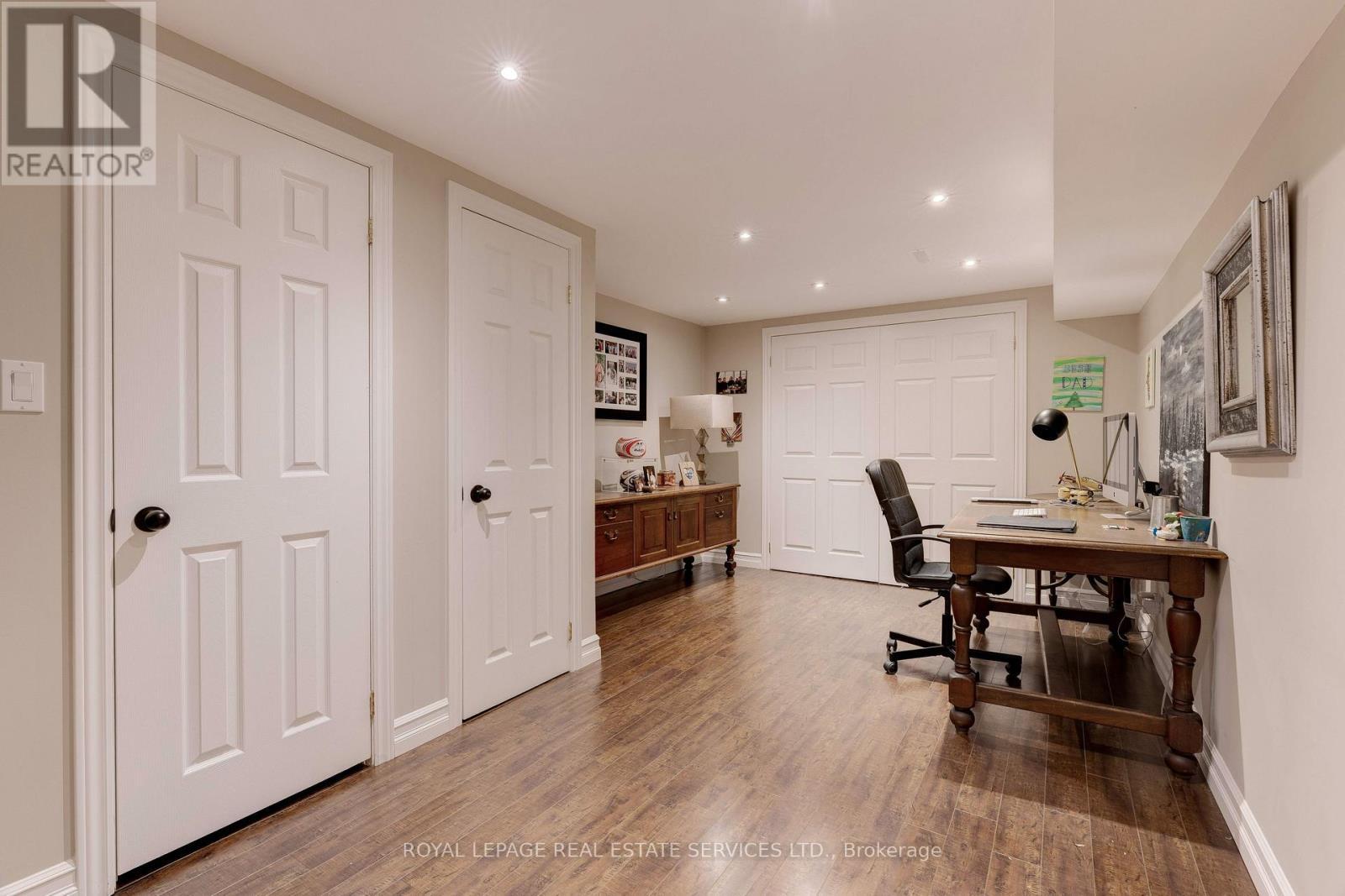 297 Sunset Drive, Oakville, ON - Indoor Photo Showing Office