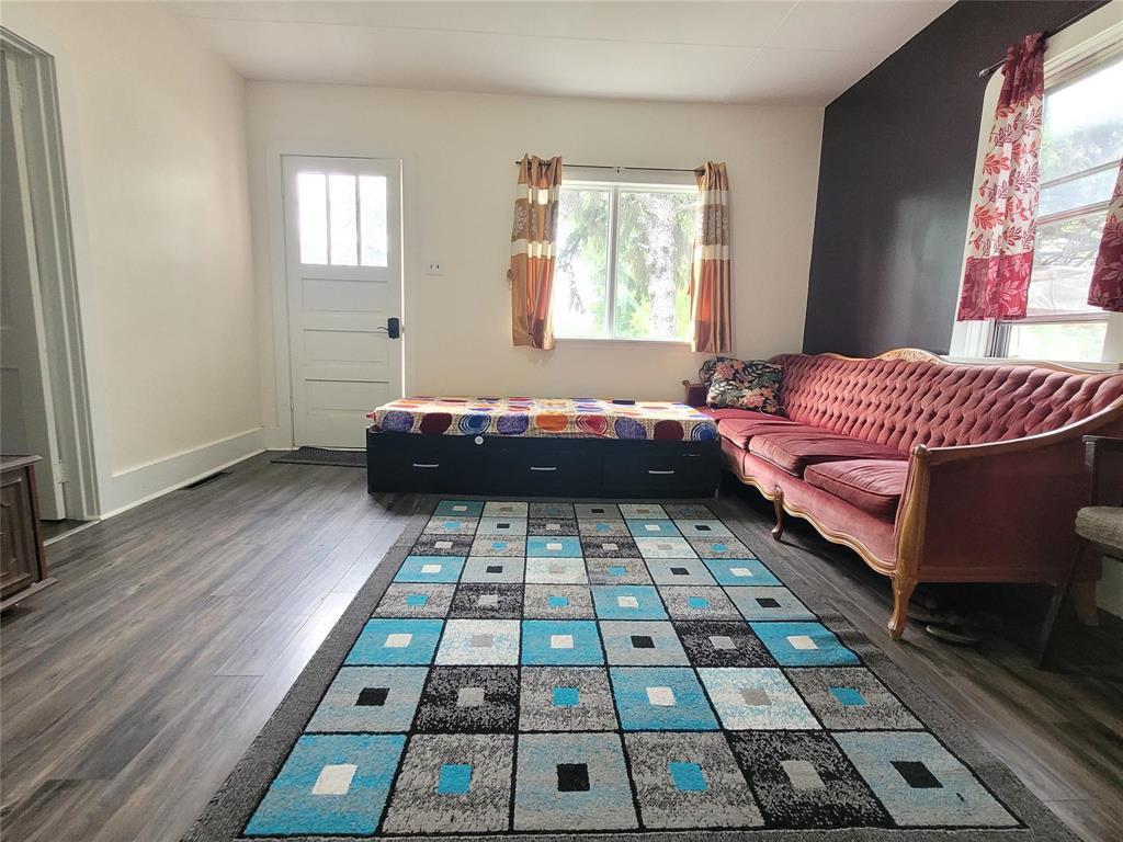 423 6Th Avenue Ne, Portage La Prairie, MB - Indoor