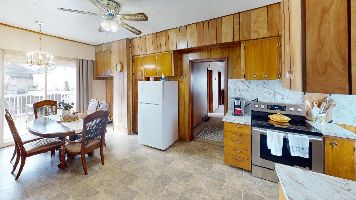 200 3Rd Avenue, Cranbrook, BC - Indoor