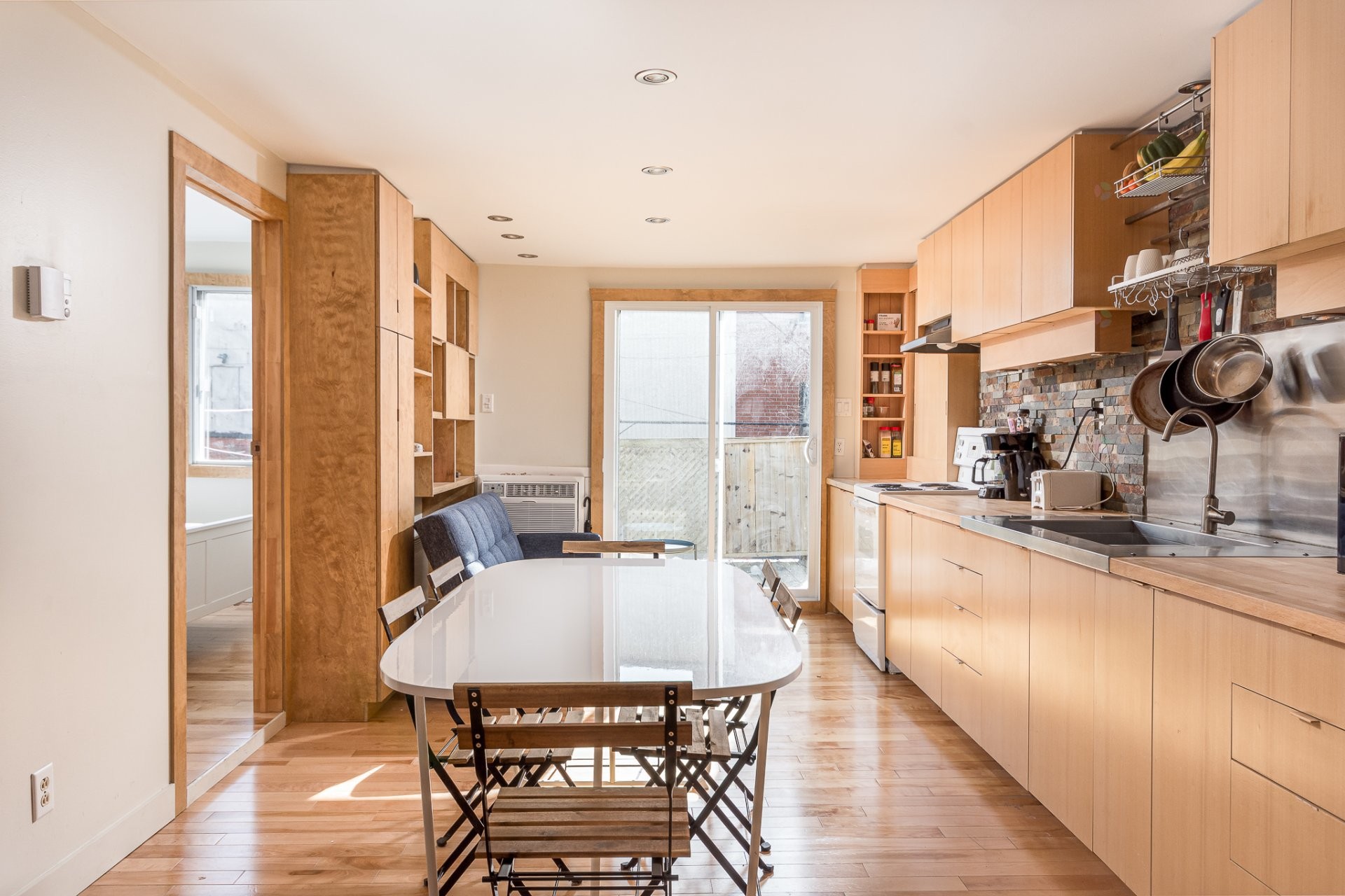 Salon - 1766 Rue Wolfe, Montréal (Ville-Marie), QC - Indoor Photo Showing Kitchen