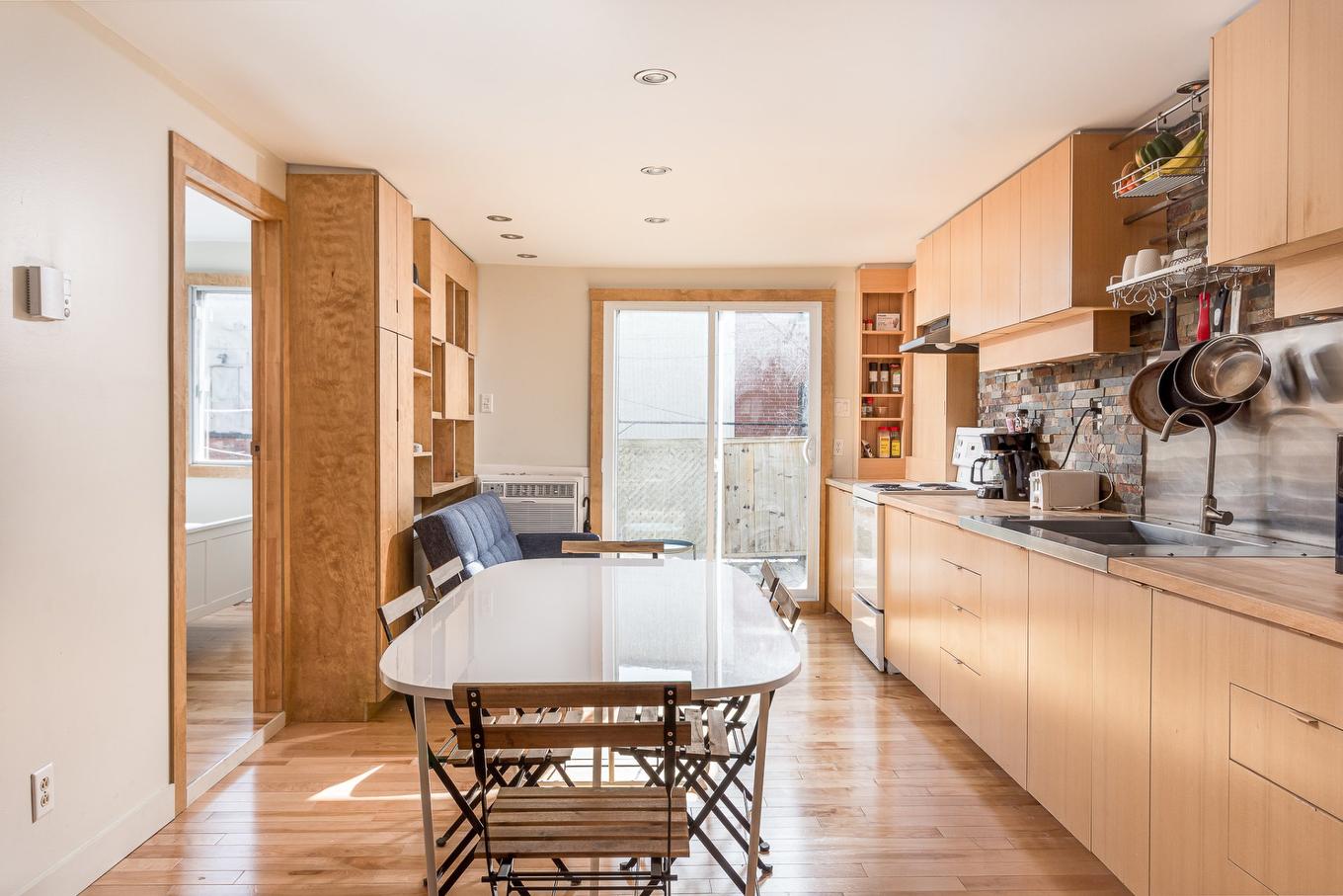 Living room - 1766 Rue Wolfe, Montréal (Ville-Marie), QC - Indoor Photo Showing Kitchen