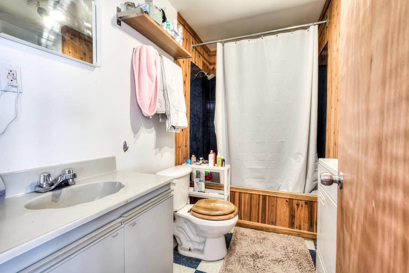 Bathroom - 1766 Rue Wolfe, Montréal (Ville-Marie), QC - Indoor Photo Showing Bathroom