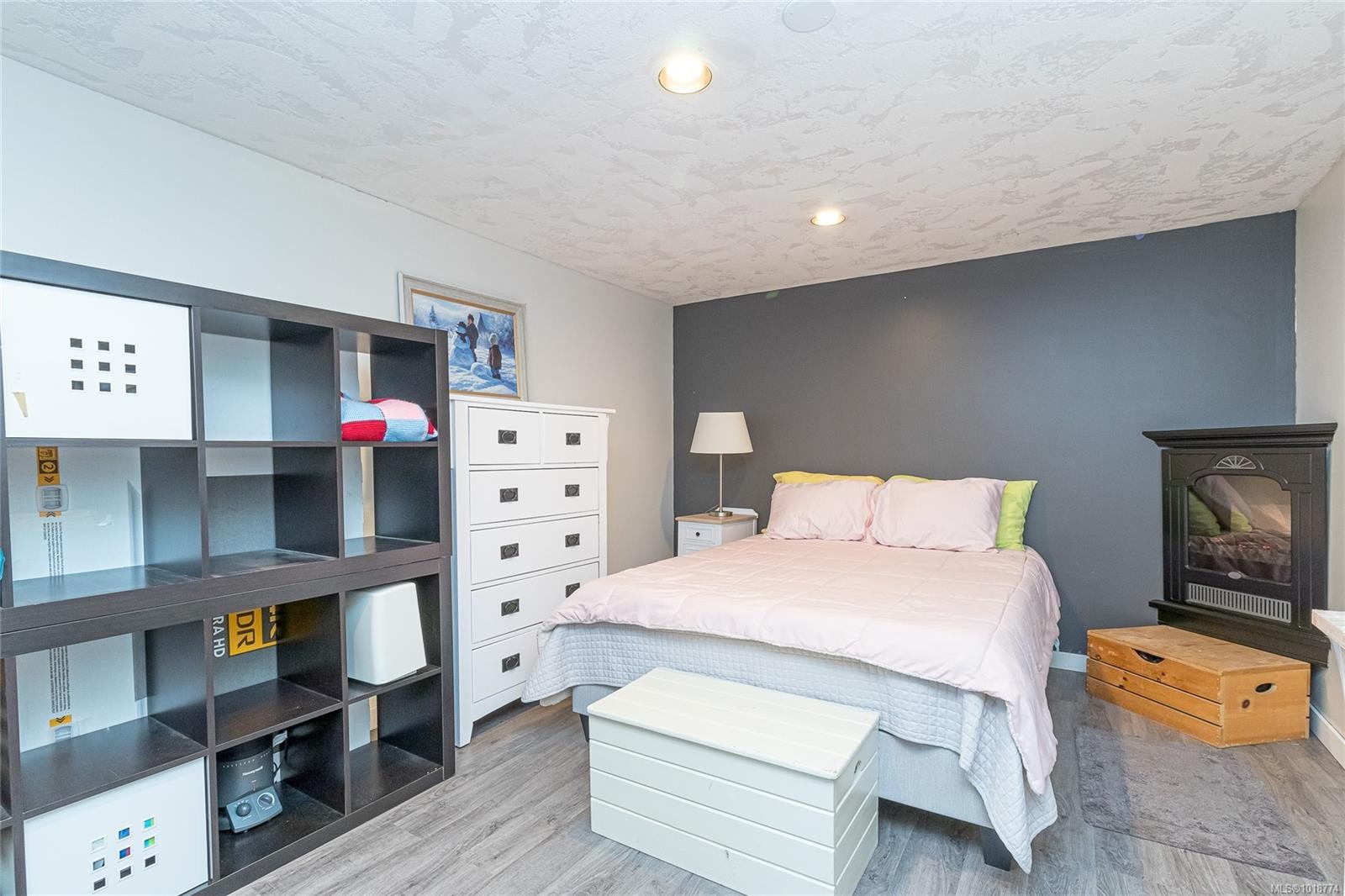 1892 Swartz Bay Rd, North Saanich, BC